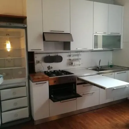 公寓 Bilocale Zona Isola 5 Minuti Metro Mm5 - Pollaiuolo *